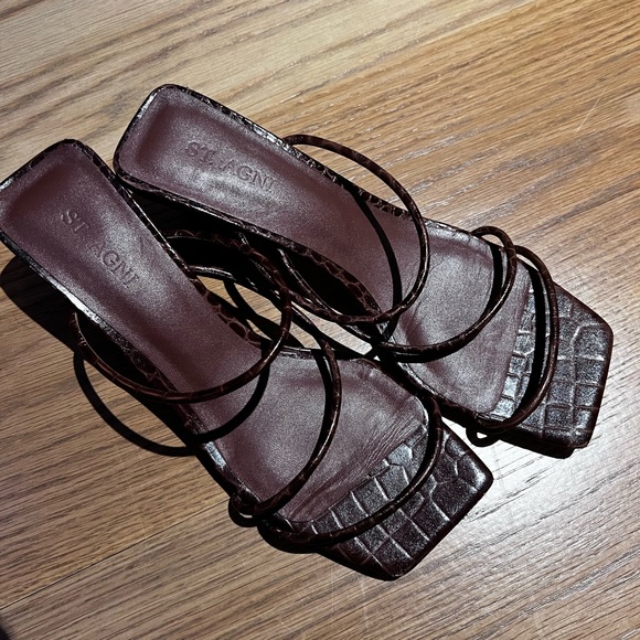 St. Agni Brown Croc-Embossed Heels - Picture 11 of 13